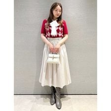 ベルト付きプリーツスカート