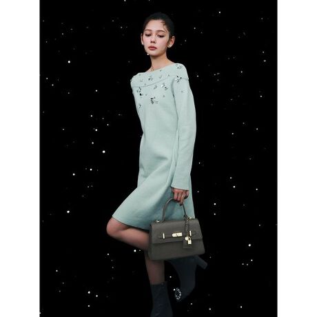 [^ԁFCWNO255066]݂CWND255074̃J[fBKƓ`[t̎trW[{~j̃jbgs[XBE[̎_utFCXɂ鎖ŃVGbg\zAƂJWA߂Ȃlɐ݌vĂ܂B݂̓u҂݂ŁAꗎȂlɃz[hlɐ݌vĂ܂Byߍi^CvziXg[giEF[uii`FȂ nFȂ LkF 򊴁FȂ ňF聦Ɩ̊֌WɂAۂFČꍇ܂B܂p\REX}[gtHȂǂ̊ɂA኱iƉ摜̃J[قȂꍇ܂B\߂Bi̐F́AiPi摜QƉB i摜̓Tv̂߁AFTCY̎dlɕύXꍇ܂̂ŁA\߂B