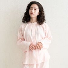 着る保湿クリーム(kiruhoshitsucream)のラグランフレアパジャマ