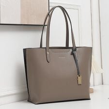 マーキュリーデュオ(MERCURYDUO)の両アオリポケット サイド配色A4トートバッグ( キーチャーム付)