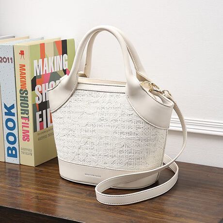 [^:MER-91030B]yiɂnTɂ}b`Aŏ炵oPc^nhobOzÂfC[g₷ACeɎdオ܂B[X^ȂǏt炵fފRƉ`ɂ̂ӂdオ肪͂łBl̃fBe[ŁARToeButF~jȑ܂ŕL}b`܂BBLACKBEIGEobÔ悤ȖԖڏ̌^IVȑfފ{́Fv@nF|GXe100% IVORYBLUE[XɃcB[hRrl[VfނōՂ{́Fv@[XF|GXe100%@nF|GXe100%nh≏̓tFCNU[Ő؂ւA肰ȂʊvX܂BzɓTCYŁA|PbgtBt@Xi[JŒgSzȂA悢[͂ŃfC[gɃsb^łB500ml̃ybg{gAzAσ|[`ȂǁA̕Ki܂▭ȃTCYŎg͔QBt̃V_[XgbvŎ莝⌨|ȂǁAV[X^Cɍ킹g\B<Cɓo^>EiCɓo^ĂƂōēגʒmAXg1_̒ʒmAZ[ʒm󂯎肢܂BCɓo^邾Ȃ̂ŁACɂȂi͐o^肢܂ EVbvCɓo^ĂƂŐViēׂȂǁAȏ󂯎肢܂BMERCURYDUOBRAND CONCEPTuMAKE MY DUO.v@`dȂ荇͂yށ`@iȔƐꂽ@2̖͂̏dȂ炵yނƁ@ꂪAƐVɋCÂĂ