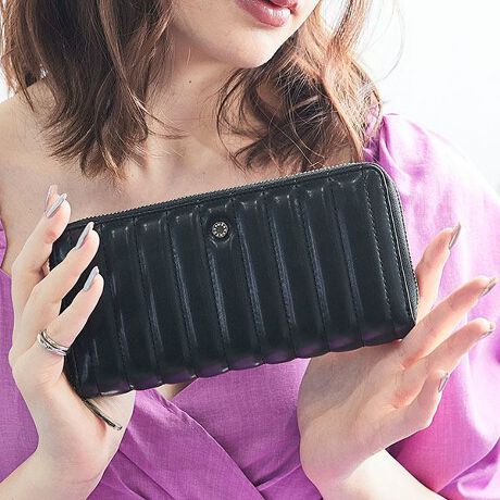 [^:MER-90790W]Q̎[͂͂Ȓz̓ołIӂLeBOIi̂dオ蒆ɏȃX^bYtAiȂ߂vXVvȂANZĝfUCBMtgɂsb^łBsitEz̒łg̗ǂƂDɐܖڂtɓĂ鎖ŐlC̍zBEJ̓Eht@Xi[ɂȂĂAgڂł킩₷BEJ[h|Pbg͂Ȃ18[\IJ[hĂĂSBEK̓RCo₷dlBE̎Ȃǂ̕ۊǂɕ֗ȃI[v|Pbg2tĂ̂łDƂ͕ʂɃt[|Pbg鎖ŃV[gǗyɏodlłB炵_炩Ȉۂ^J[WJAt@Xi[J邽тɋCオԕ̗n͂̂ЂƂłBV[YWJ̃obO~jzWJ܂BMER-91060B@XgCvLeBO@ojeB~jV_[obOMER-91130B@XgCvLeBO@tbvV_[obOMER-90800W@XgCvLeBO@~jzI\CŎĂJCCłICɓo^EiCɓo^iCɓo^ĂƂōēגʒmAXg1_̒ʒmAZ[ʒm󂯎肢܂BCɓo^邾Ȃ̂ŁACɂȂi͐񂨋Cɓo^肢܂ EVbv̂Cɓo^VbvCɓo^ĂƂŐViēׂȂǁAȏ󂯎肢܂BMERCURYDUO`BRAND CONCEPT`uMAKE MY DUO.vdȂ荇͂yށ@iȔƐꂽ@2̖͂̏dȂ炵yނƁ@ꂪAƐVɋCÂĂ