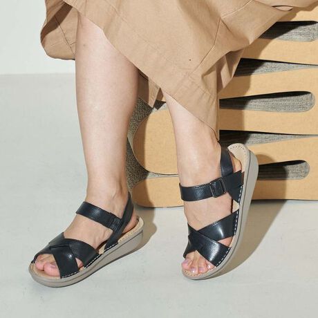 [^:IGSQ44194E]TXeBiuyz^zU[V[YBVvȃNXfUCg₷T_BL̊vōbD}Ă܂Bƃz[hArقƌĂʂBNbV́AꂽuԃtJtJŊ́BOɂ݂̂ŌX΂ɂ̂ꂵBԃfUCȂ̂ŁA1΂ЂƉĂ؂ꂻBWEB菤iƂȂ܂Bing̗Sn̔閧̗ǂVRU[_炩ɓށA{vfނgpiꕔiԂ܂jBiȉAނقǂɖ킢Ă̂{v̖͂łBA[`T|[gIWiC\[ӂӂƏ_炩łȂAKxȒe͂葫̃A[`T|[gB׏d̃oXۂAւ̕Sa炰܂BgbheCXg̒V[YghɍEꂸA؂ɒȂx[VbNȃfUCBfނq[AVGbgɂV[ÝAJWAłȂLC߃X^Cɂ}b`܂BLWGF؃U[ƂLWGiLeather Working Groupj́A2005NɐݗꂽCMX_ƂیćBE̗LuhĂ܂BU[̐YHɂāAgp܂̈S␅Ȃǂ̊΍RAiȍۊɏvƎ҂ɂ̂LWGF؂^܂BLWGF؃U[gp(z^Cv̊v)3Eing COf F BLAWHABRABRCE{viLWGF؃U[XeAjq[^4^Xg[2.5^CY3E#C # #T_ #Xgbv #EFbW\[ #EFbW#fC[V[Y #lJWA #REy24tĐVz