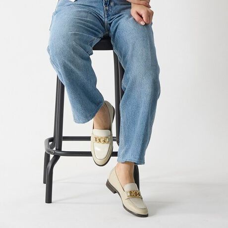 [^:IGST52260]NVbNȃgbhfUCɁȂԂ`F[_ȃANZgBiƉK}Al̃gbh[t@[B _炩fނŎdĂĂ邽߁AԗĂɂAɗDtBbg܂BIłItłg邫ꂢ߂ȃfUĆArWlXX^Cɂ͂Ax̃JWAR[fɂQB ԂłȂAiȑ݊̈ꑫ́AX̃R[fBl[giグĂ܂BꂽĂ郍[t@[ŁA̃R[fBl[gɎMƉ؂₩vX܂BuBE HAPPYv Ȃ̖fGɂV[N[[bg Bing inginĝ聥ނقǂɖ킢㎿Ȗ{vE㎿ȓVRU[gpiꕔiԂjEoNω𖡂킦̂́A{vȂł̖͂͂łBA[`T|[gIWiC\[E_炩łȂAKxȒe͂̃A[`T|[gBE׏d̃oXۂAւ̕SyBgbheCXg̒V[YEghɍEꂸA؂ɒȂx[VbNȃfUCBEfނq[AVGbgɂ܂ōSV[ÝAJWAV[łȂLC߃X^Cɂ߁BᔽX|W̃X|WingCOf F {viXeAjC [t@[ V[gu[c _炩C ₷ ghV[Y R[fq[2.5cm^CY2E