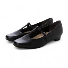 Tストラップパンプス