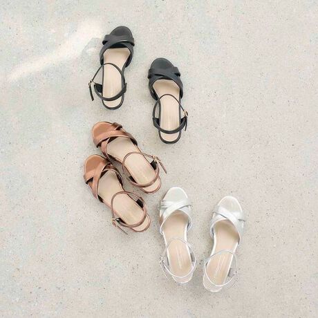 [^:NYTS54122]yǂȃR[fɂޖ\fUCỈẴwremT_zVvȂꂽfUC̃NXxgT_oB4.5cm̒悢q[Arʁ₷𗼗IfC[炨oAs܂ŁAǂȃV[łꑫBlۂJWAɂ閜\T_łpointENXxg̍bz[hA芴E4.5cmq[ŎRɃX^CAbvENbV̂C\[ŒԕĂKEVvȃfUCAǂȃR[fɂޖ\ACecoordinateE ꂢ߃tF~jX^CtAXJ[g⃏s[Xƍ킹΁AGKgŏiȃX^CɁBq[̍傤ǂ悭A炵VGbgĂ܂ElJWAX^Cfj~VvȃgbvXɍ킹āAȂꊴ̂lJWAX^Cɂ}b`BNXxg悭߁AoX̎ꂽX^COɂȂ܂IE][g^i`X^Clpc}LVsƍ킹΁AbNX̂l][gR[fBy₩ȃfUCŉĂ炵͋CɁnoyau mEPlayfulL[[hɖȂRNVBghӎȂDȂ͍̂DȂByŒ߂ɁyCɓo^IXXIzEn[gNbNƂCɓo^IEēׂ̂m点₨ȃZ[󂯎鎖o܂I#T_  #_炩 #₷ #ɂ #s  #o #Cq[4.5cm