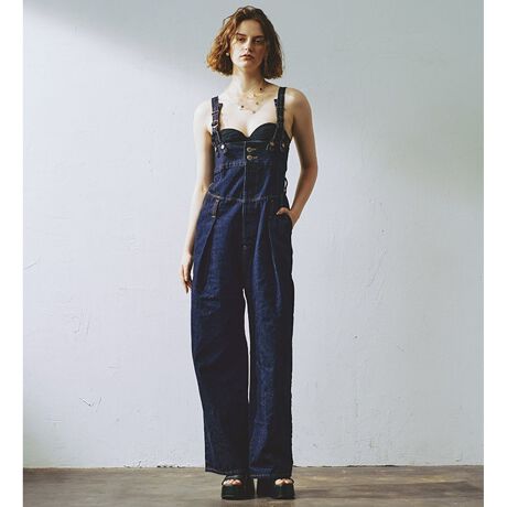 [^ԁFSA1903-0001]FabricЍHꂩoْfAqlfj𗘗pAĂѐnɂTCNRbgfjiCOREfjjgpB芴̂100fނŁA͂ނقǂɖ킢AoNωy߂1{BDesign/SilhouetteTVcƍ킹邾ŁA܂ȂÃXg[gfjpcBڎŵ́AVvȂꂽVGbgBnCEGXgƂ⑾߂̃EGXgxgAă_utgdlɂ邱ƂŁARȗ̊ƂȂꂽ͋CoB 邾łȂꂽۂĂ܂BŕA琞ɂĂ܂Xg[gVGbgB͂L߂ɐݒ肷邱ƂŁAq[𗚂ۂɋr̍bŐ~܂炸A悤ȃC`Arʂ҂ł܂BN̒Ȃڎwl̏ɁAMĂ߂AʂȈ{łB [h[uɉ΁A񂵗͂̍AlXȃX^CỎ\L܂B