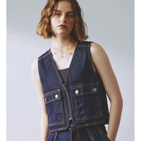 [^ԁFSAT004-0001]FabricЍHꂩoْfAqlfj𗘗pAĂѐnɂTCNRbgfjiCOREfjjgpB芴̂100fނŁA͂ނقǂɖ킢AoNωy߂1{BDesign/Silhouette݊Q̑傫ȃtbv|PbgfUC|Cg̃fjxXgBZ߂̏䊴ɂ邱ƂŁAgh̃Chpc⃍OXJ[gƂ̑QB둤Ɏ{ꂽ傫ȃ|PbǵAfUCłȂAԉъA炵ؚȃVGbgoSĂ܂Bۂ݂̂鐞̃fUĆAJWAɂȂ肷Aiŏ炵ۂɎdグĂ܂Bgh̃Chpc⃏s[Xƍ킹邾ŁAG炵{ȃX^COB邾łȂꂽ͋CoĂADGȃfjxXgłB