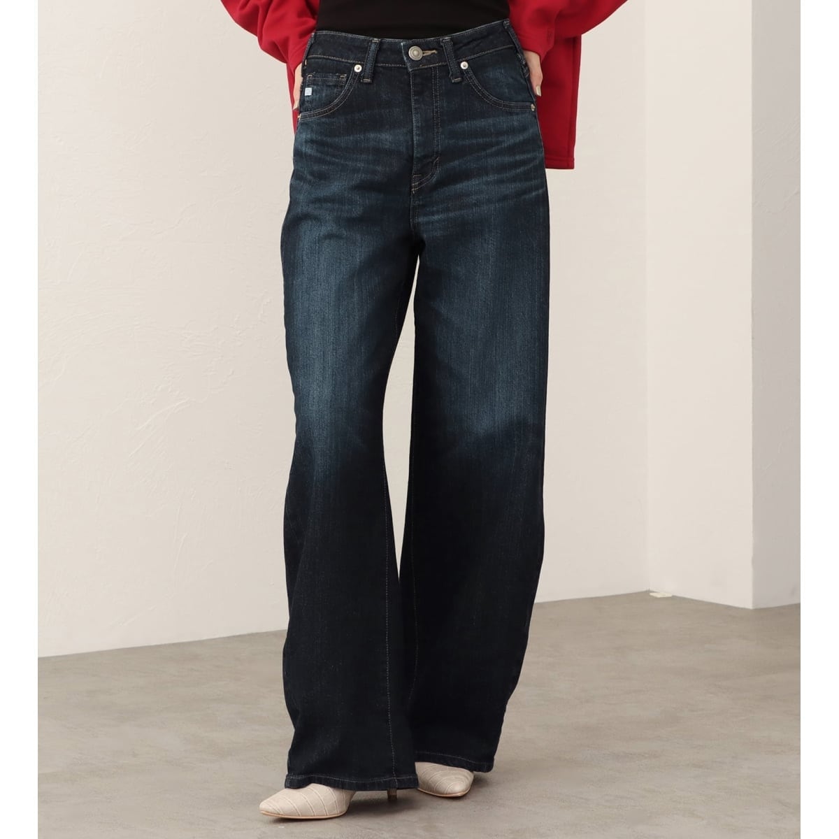 SOMETHING HANAカーブテーパードデニムパンツ　Mサイズ SOMETHING HANAカーブテーパードデニムパンツ | サムシング(SOMETHING
