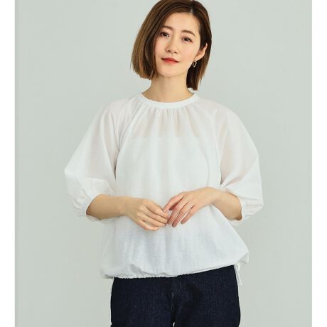 [^ԁFST5318-0002]Fabricfނ̌򊴂ۗAz匩iC̃Jbg\[fނgpBiCuh邱ƂŁAVcn̂悤ȃnƏiȕ\܂BVɂȂɂAȒPȂ̂ŁAgɍœKłBDesign/SilhouetteƂh}X[úAN[lbNJbg\[Bz匩W[W[fނgpĂAꌩƃuEX̂悤ȏiY킹܂BɎ{ꂽh[XgOi邱ƂŁAVGbgɕω܂B̓̋C{gXɍ킹āAD݂̃VGbgŒp܂B̕R̓{тŃtF~jɁÂ܂ܐ炵ăJWAɂy߂܂BCoordinateꖇŉ؂₩ȃ{[ogbvXȂ̂ŁA{gX͂ƂVGbgDBXȃpci[XJ[gƍ킹邱ƂŁAꂽl̃X^CO܂BItBXV[AƂo܂ŁAL􂷂ꖇłB