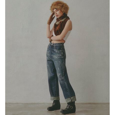 [^ԁFSA1000-0002]ŜɔH{XyVACeBVGbg̓X[p[nCCỸChXg[gBO|Pbg̊JOĂ̏ȂǁAnCCYłԉтȂ悤ɃfBeB[傫߂ɃfUC܂BZrbWfjgpĂ̂ŁA傫߂Ƀ[AbvĐ̂߂łBn͎ЍHꂩoْfAqlfj𗘗pĂѐnɂTCNRbgfjCOREfjgpBBe[WD@ŐDꂽZrbWfj͐n̉ʂfpȕ̖100fށB