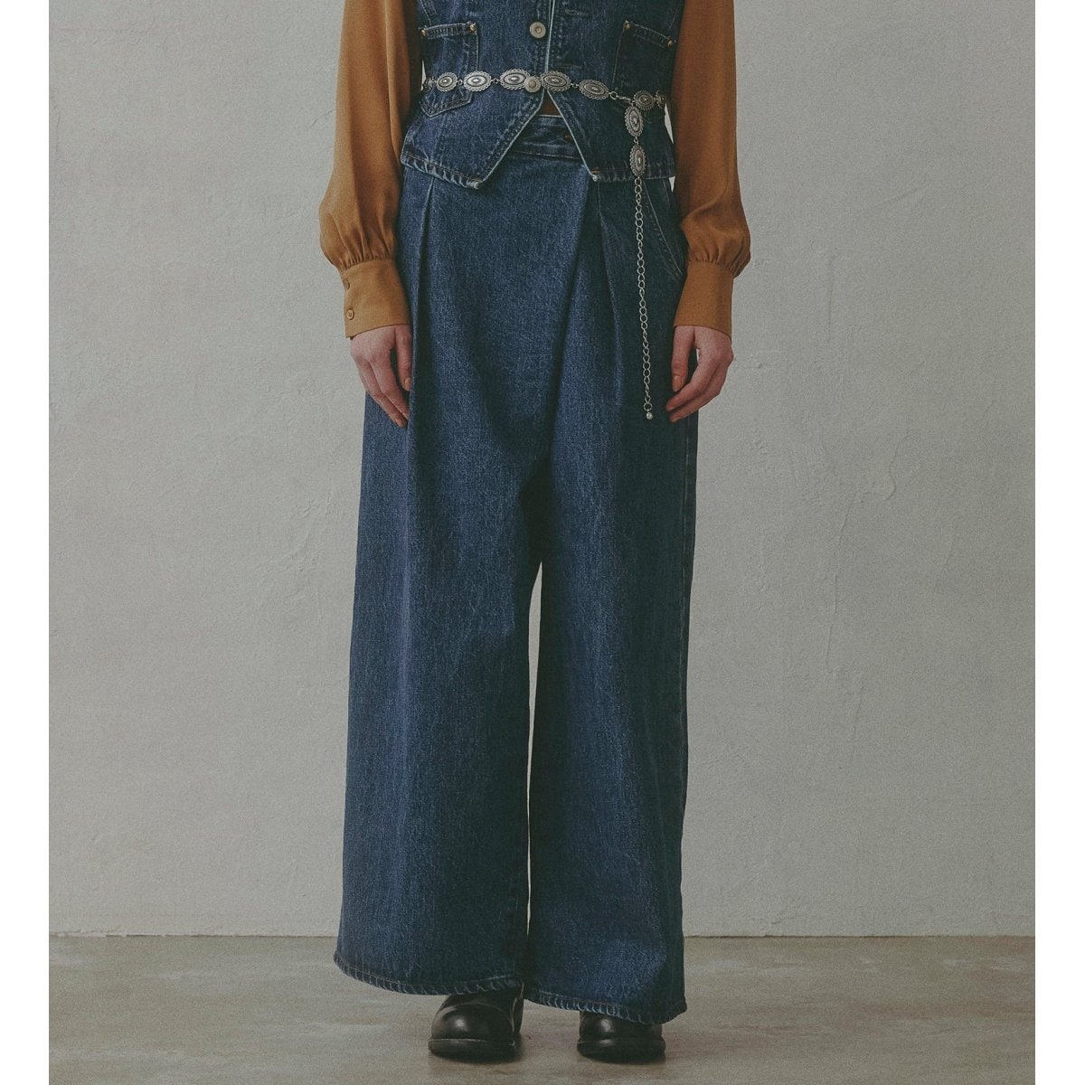 atelier SOMETHING スーパーハイライズワイドストレートデニムパンツ