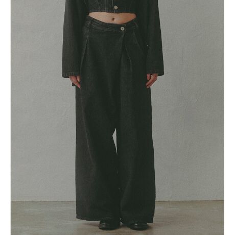 [^ԁFSA1105-0001]FabricЍHꂩoْfAqlfj𗘗pAĂѐnɂTCNRbgfjiCOREfjjgpB芴̂100fނŁA͂ނقǂɖ킢AoNωy߂1BDesign/SilhouettendȂtgƂ邱ƂŁACɂȂ邨Jo[AX^CAbvʂ܂BɂčL郏ChVGbgŁAꌩƑ̌^Jo[𗼗܂BCoordinateRpNgȃgbvXƍ킹āAn̂VGbgɁB{[̂jbgXEFbgƍ킹ۂ́AV[gIԂƃoXǂ܂Ƃ܂܂Bfނ̃uU[iSAT006jƍ킹}jbVȒȂ߂łB