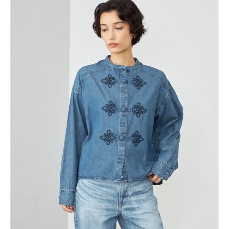 [^ԁFST244-0001]Fabric\tgŔG̗ǂASnQ̖100CgIXfj̗pBy₩łȂ悢n˔AfC[[Xɂ҂̑fނłBDesign / SilhouetteԂ̂悤ȃR[hhJڂ䂭`CiVcBfjñ`Ci{^́An̐ElƂŒJɍ쐬̃fBe[łBOĂ͔䗃dĂɂȂĂAɉB{^zB`Ci{^̌ԂCi[̂hACɂy߂܂BZ߂ɐݒ肷邱ƂŁAgh̃Ch{gXƂQBoX̎ꂽX^CO܂BCoordinateꖇł̒p͂Ay₩ȉHDƂĂ􂵂܂B܂ɂ̓m[X[ȕォ炳ƉHDAȂ^[glbNȂǂ̃Ci[ƍ킹΁A~܂Œg閜\ACełBZ߂ɐݒ肳ꂽ́Agh̃ChpcXJ[gƍ킹邱ƂŁAX^CAbvʂ҂łA{̒Ȃ܂B