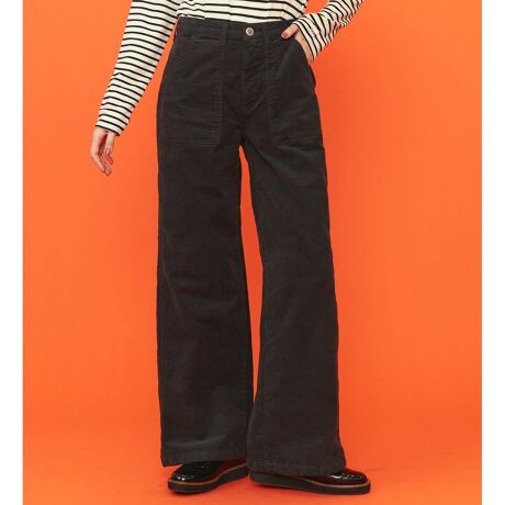 [^ԁFSW158-0002]Material & FabricyfjfށzSOMETHING̖ȂɓuBODY FIREvfjBɐG郈Rɂ́unRbgvgp邱ƂŁAȖ{̕ۉ@\őɈoAƐSn悢g܂BÂQꂽnRbgɂAӂӂƂɏ̐Sn͂łDesign / Silhouette͂ƁAɌĂ₩ɍL郏ChVGbgłBCԂꂵ₷Chpc茩悤AxCJ[fUC̗pB̎oʂ_fUCŁAȂꊴƃX^CAbv𗼗܂BobN|Pbg߂ɐݒ肷邱ƂŃqbvgbvoAɂčLVGbgƑ܂āAQ̋rʂ𔭊܂BSpecial Feature: NANO FINERۉH͂ɁuNANO FINEiimt@CjvH{AvXBW[Yɕt׋ۂ̑B99.9}A₩ŐȏԂL[v܂Bɂ肪ȐĽƂȂۂ}邽߁AJVԕU̕ɂœKBJԂĂRیʂ邽߁AȐSn܂B