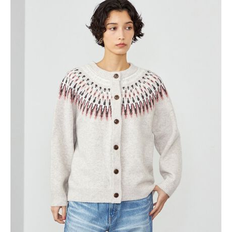 [^ԁFST5313-0003]Fabricgď㎿ȃE[̎𒚔Jɕ҂ݏグÂ݂jbgnBۉȂA_炩ȎSn悭A~炵݂o܂B悢݂ƒe͂A^ꂵɂ̂͂łBDesign / Silhouettet[TCYȂA傫Ȃ▭ȃTCWOŁAǂȑ̌^̕ɂoXǂtBbgAƒȂfUCłB݌Ɏ{ꂽmfBbŃAN₩ȃJ[O~̃R[fBl[gɉ؂Y܂BقƂ炵ۂA炵͂ƈĂꖇłBCoordinateꖇŎɂȂfUCȂ̂ŁAVvȃ{gXƂ̑͂񔲌QBfj`mpcƍ킹ăJWA_EAOXJ[g⃏s[X̏ォHD΁AtF~jŋGߊӂX^CɁB^[glbNȂǂ̃Ci[ƃC[h邱ƂŁAɒgAlȒȂy݂܂B