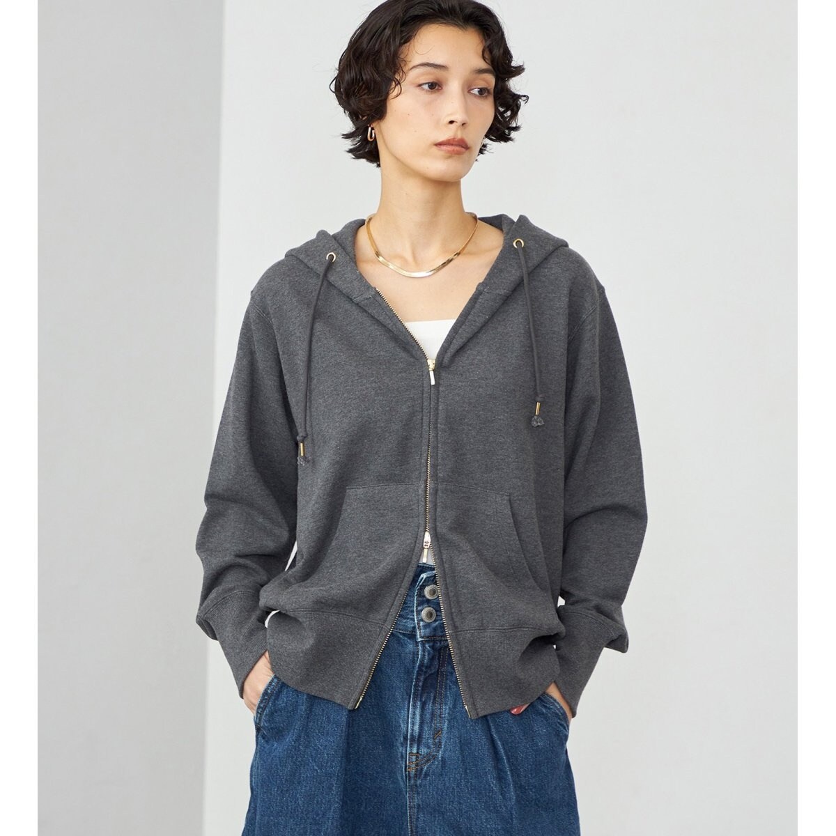 23区新品【VERY3月号掲載/洗える】コットンテリー ジップアップ フーディー VERY3月号掲載/洗える】コットンテリー ジップアップ フーディー