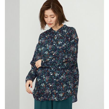 [^ԁFST2096-0002]Material & FabricyԕvgzFvgfUCi[|SOMETHINGIWỉԕ́BƂG̃W[[bgfނ́A}}bgȎŁA@ׂȃvgwĂ܂ByXgCv zFLvƃ[DA炩Ń\tgȕ̑fނłB悢Apɏ炵Dȃh[v𐶂ݏoAiȈۂ^܂BDesign / SilhouettẽEhe[fUC|Cg̃rbOtBbgVcłB̂̃CEȂƂVGbgȂAfނ̎ɂāAƂȂƌ̂Bw傫ɂ悤A؂ւʒu^bN̕ʂׂAl̃X^C邱Ƃɂ܂BqbvCƉB钅Ȃ̂ŁACɂȂ镔RɃJo[AbNXȂꂽȂ܂B