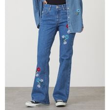 SOMETHING LISA フレアデニムパンツ【レーザー】