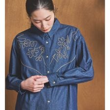 SOMETHING コード刺繍デニムシャツ