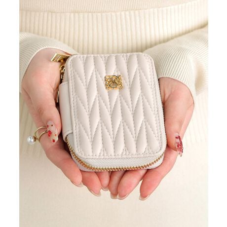 [^:333234]EԂ̃X}[gL[тŎ[łX}[gL[P[XBELgfBCNȃfUCBEɂ̓J[h|Pbg2AICJ[hJ[hL[Ȃǂ̎[ɂ߂łBEOɂ̓J[h|Pbg1AԌȂǂ̈ꎞIɎ[̂TbƎo܂BEL[tbN6ÂłՂ[łĈSBEX}[gL[p̃Soh2AP[XœA肵ăX}[gL[[ł܂ByfށzvyTCYzF8cm@F11.5cm@}`F2cm@ydlzJFJt@Xi[FJ[h|Pbg~2AL[tbN~6ASoh~2OFJ[h|Pbg~1ydz100gyzyӁzEql̃j^[ȀƖEȂǂɂAۂ̂FƈقȂꍇ܂BETCYEd́AuEW[̐̂߁AiƂɑ̌덷ꍇ܂BEvgE^HȂǂ́̕Aْfʒuɂ__\̈ႤdオɂȂ܂BEYɂAFETCYEfUCقȂꍇ܂BEH̊֌WTCYɂ͎኱̌̍܂BApAXg[Ȃǂ̕ziy-2cm`+2cmzjbgiy-3cm`+3cmzX}[gL[P[X X}[gL[ L[  L[P[X ICJ[h pXP[X _u 2  2[ ^ Lg [WA }` }` }`t t@Xi[ t@Xi[J t@Xi[t `bN `bNt |Pbg ۂ |Pbgt c c^ U[ U[ U[ v   v tFCNU[ S |Cg XNGA XNGA^ n LeBO 킢  i` tF~j K[[ L[g GKg Y ꂢ AEghA W[ U C R Lv Cxg tFX Ղ ԉ  ό ₷ s gx s COs A 1 2  A V ʐ r VЉl rWlX  w    w  Ǝ Qϓ tH[} }} q xr[pi  qA q ct ۈ牀 t tp ėp H~ Hp ~p t  H ~ I[V[Y pXe pXeJ[ W WF ubN  F  낢 AC{[ zCg  F  낢 O[W O[x[W O[ x[W DF ͂ J L uE  F  Ⴂ Cgu[ u[ F  F ݂   sN  F   ҂ ҂񂭂 fB[X t@bVG lC  ʋ ʊw  wZ o   IV l v`v ՂՂ 10 20 30 40  }} q q Z w w OL Љl ig s f[g Mtg v[g ̓ NX}X a ALTROSE Ag[Y