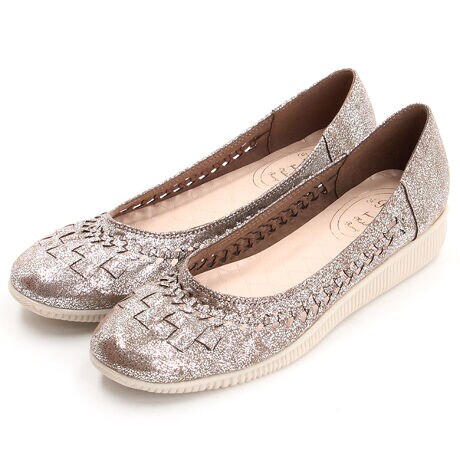 [^:3665]yF.Rayz`GtC`wSƂ߂pvXxrꂢɖĂĆAܐ悪ׂq[ėǗȂBႢ̂ȂȁEEEBȐɂłAMetal Roug̎ouhF.RayBl킢V[YRZvgɃfUC܂B{l̑ɍ،^ŗSnɂAtbgV[Yq[pvX܂ŖLxȃCibv葵Ă܂BLNŵqlɎxĂy{zV[YłBIItpŊ􂵂Ă閜\ACeBVvȃfjƍ킹lJWAȃR[fBl[g߁B@Ȑ̂炩ŗ͂̋z͂悭AɂȂɂɂ芴̂EFbW\[Ȃ̂ŒԗĂɂ̂ŁAʋΒʊwɂIXXłBEAbp[ɂ͍vgpĂA悭ɓ݂₷ȂĂ܂BX[Xfނ͏_炩ȕzŊ@AXG[hfނ̓ubVO̊ȒPȂłꂢɕۂĂ̂͂łBi͎₷̂ŁA戵E|ɂӂBfނ̓ÃLYVA܂͐Fꍇ܂BJȂǂŔGꂽꍇAFڂAꂪ₷Ȃꍇ܂̂ŏ\ӂB