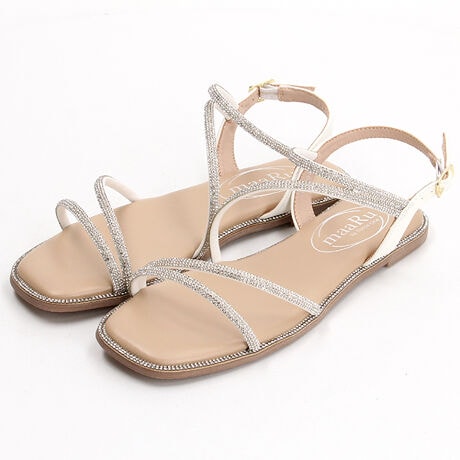 [^:64]ymaaRuz}[w炵IIx̎ɍt@bVAP鏗̉łfC[gh܂ŗlXȃV[Y𒆐SɓWJĂ܂BtbgȃfUC̃LLT_BCXg[A炵T_B̃R[fɎΑ{R[fɑςBtbgŗ₷Aq[T_ȕɂCyɗĂ܂BɂȂɂɂᔽNbVC\[ŗSnT|[gBfނ̓ÃLYVA܂͐Fꍇ܂B@JȂǂŔGꂽꍇAFڂ肷ꍇ܂̂łӂB