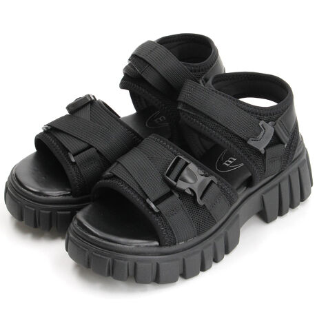 [^:5831_1]ymaaRuz}[w炵IIx̎ɍt@bVAP鏗̉łfC[gh܂ŗlXȃV[Y𒆐SɓWJĂ܂BlC̃X|[cT_B{[ՂȌŃX^CAbvCƂ̑fj⃏Chpcɂ͂łA^CgXJ[gEtAXJ[gEs[Xƍ킹ƔbOCoĂ܂Byʃ\[1ĂɂX|[cT_łB^E[XAEghA܂ŁAlXȃV[ő劈IX^CbVȂ̂Ɋyȍŏ{T_B̃R[fɎΑ{R[fɑςBEAbp[ɂ͍vgpĂA悭ɓ݂₷ȂĂ܂B@X[Xfނ͏_炩ȕzŊ@AXG[hfނ̓ubVO̊ȒPȂłꂢɕۂĂ̂͂łBfނ̓ÃLYVA܂͐Fꍇ܂B@JȂǂŔGꂽꍇAFڂ肷ꍇ܂̂łӂB