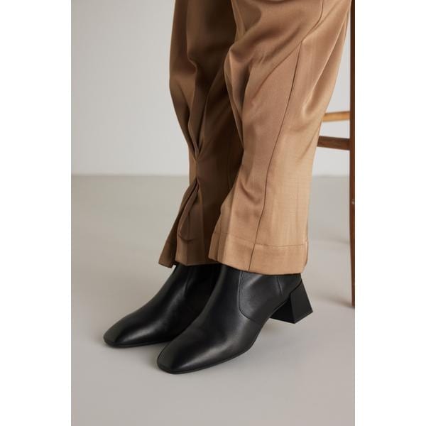 ⭐︎ STACCATO 黒　牛革 ショートブーツ ヒール約4m 楽天市場】ブーツ レディース ショートブーツ サイドジップ 履き