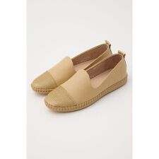 イージーフィットビューティーエスト