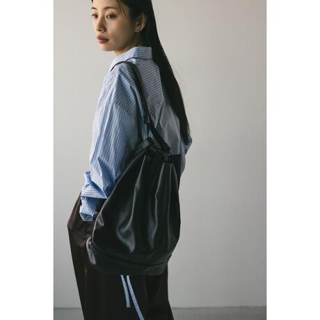 [^ԁF500ISS55-1891]nhdlŃtȂA}bgȃX[XU[őlۂ{TbNBV_[΂ߊ|łoꂵ₷{fBt@Xi[feB[BX^COɓޑlJWAȃobOłB