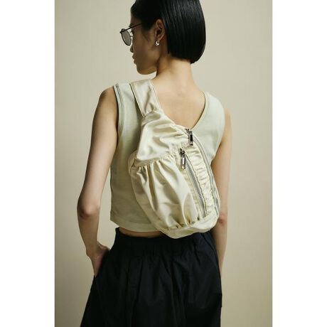 [^ԁF500ISS55-1911]yACTIVE WEAR CollectionzfC[gɂ͂AAEghAV[ł̒pz肵ăfUCꂽANeBuEFAV[YB₷l@\VGbgAfBe[ɂAt@bViuɎ₷~j}ɗƂ񂾃V[YłB}bgTeɃMU[fUCf{fBobOBnh͒\ŃEGXg|[`̗pɂp܂BL߂̒}`݌vŎ[͂QłBt@Xi[̃AEg|PbgA|PbgtB