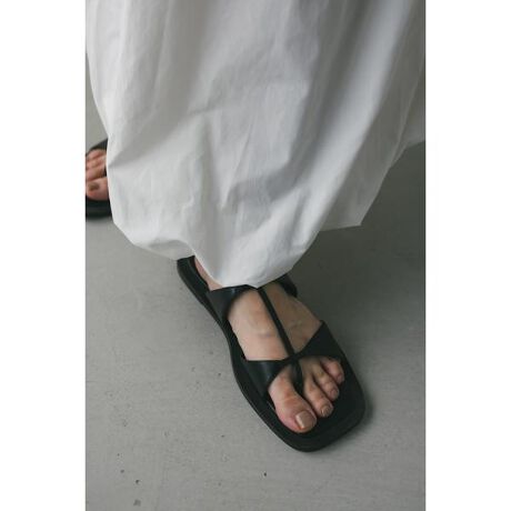 [^ԁF500ISS55-1781]_uXgbvX^CÕ|CgɂȂtbgT_B_炩Ȃ\[ŋrɂACeBlXȃX^COɓ݁A炵vXĂ܂B