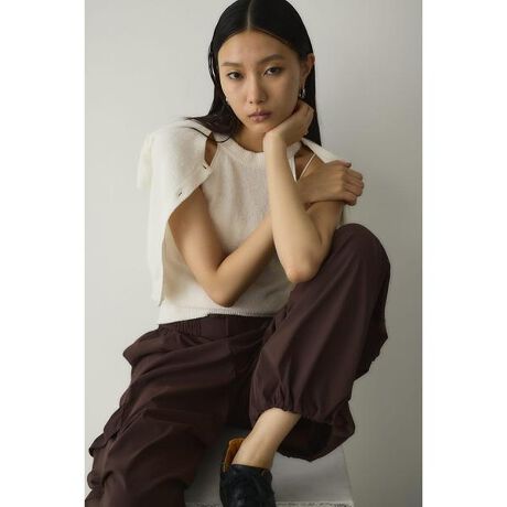 [^ԁF500IAS31-1811]fg172cmiMTCYpjyACTIVE WEAR CollectionzfC[gɂ͂AAEghAV[ł̒pz肵ăfUCꂽANeBuEFAV[YB₷l@\VGbgAfBe[ɂAt@bViuɎ₷~j}ɗƂ񂾃V[YłBƂChVGbgƃrbNAEg|PbgA_[cfUCANeBupcB̓hXgR[hfeB[Ńo[VGbgɂ\BX^COV[ɍ킹ĕς܂BEGXgSdlBXgb`₠AȂBy@z}VEHbV̐i͕\fނɝH{ĂAJȂǂ̐eʂ܂BJԂ̒pɂʂ͎キȂĂ܂B