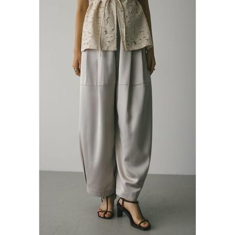 [^ԁF500IAT31-0881]IVOCKHA:fg172cmiMTCYp)C.GRY:fg165cmiMTCYp)iŃ[hȓ݂򊴂̂TengppcBtgɑ傫_u^bNfUCƃEGXgSŃbNXĒpĂ܂Br邽߂Ƀpcɂ͉plAwɂ͒߂̃_[cƃ^bN{ꖇBTChplēĂȂ̂ŁAƓȃRN[VGbgɓ܂BEGXgSdlARtBȂAXgb`ȂBy@z}VEHbV