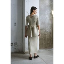 マルチWAYペプラムニットワンピース