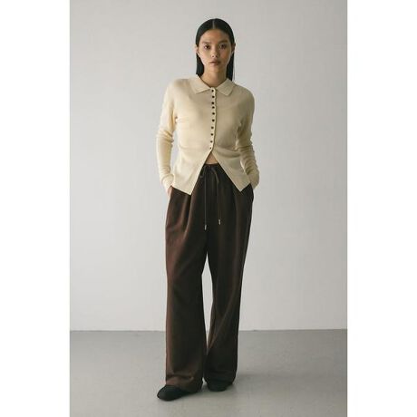 [^ԁF500IAR81-2711]BRN:fg170cmiMTCYpjL^GRY:fg173cmiMTCYpjEGXgɃ^bN邱ƂŔVGbgXEFbgpcBr̃C茩AJWAȂۂɓ܂BȂ₩ȃXEFbgnŒԂ̒pKAItBXJWAxX^C܂ŕLV[Ɋ􂵂܂BXgb`AȂBy@z}VEHbV