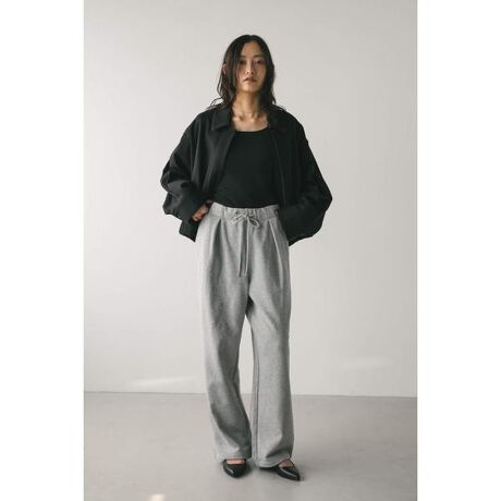 [^ԁF500IAR81-2711]BRN:fg170cmiMTCYpjL^GRY:fg173cmiMTCYpjEGXgɃ^bN邱ƂŔVGbgXEFbgpcBr̃C茩AJWAȂۂɓ܂BȂ₩ȃXEFbgnŒԂ̒pKAItBXJWAxX^C܂ŕLV[Ɋ􂵂܂BXgb`AȂBy@z}VEHbV