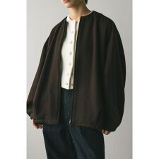 ボンディングノーカラーブルゾン
