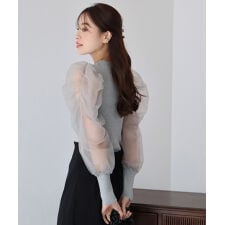 ブルーイースト(BLUEEAST)のシアースリーブニット