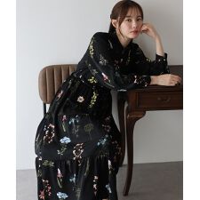 ブルーイースト(BLUEEAST)の長袖ティアードワンピース