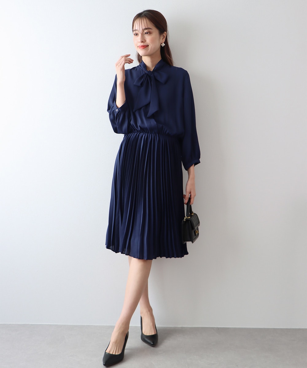 ミックスツイードノーカラージャケット×ボウタイプリーツシフォン