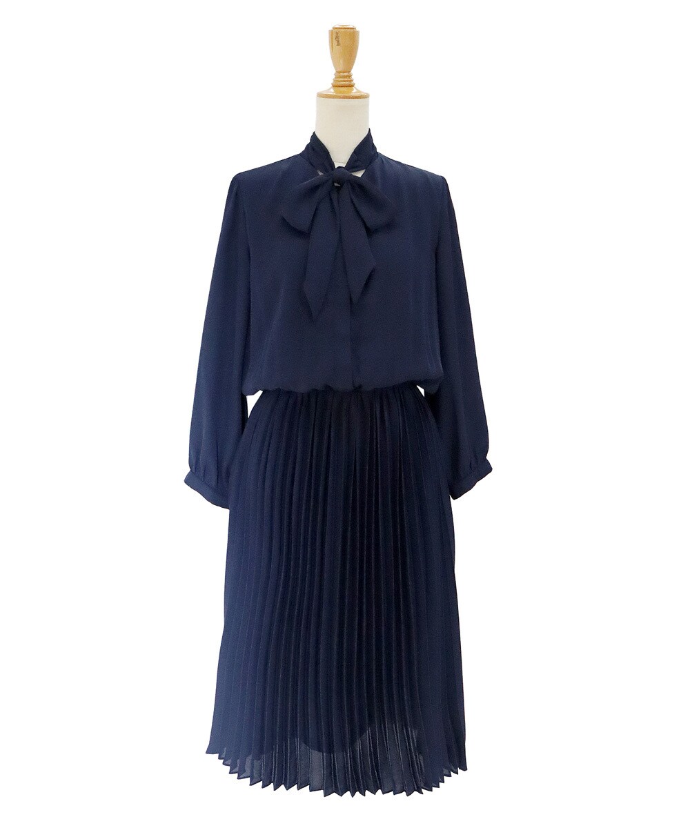 ミックスツイードノーカラージャケット×ボウタイプリーツシフォン