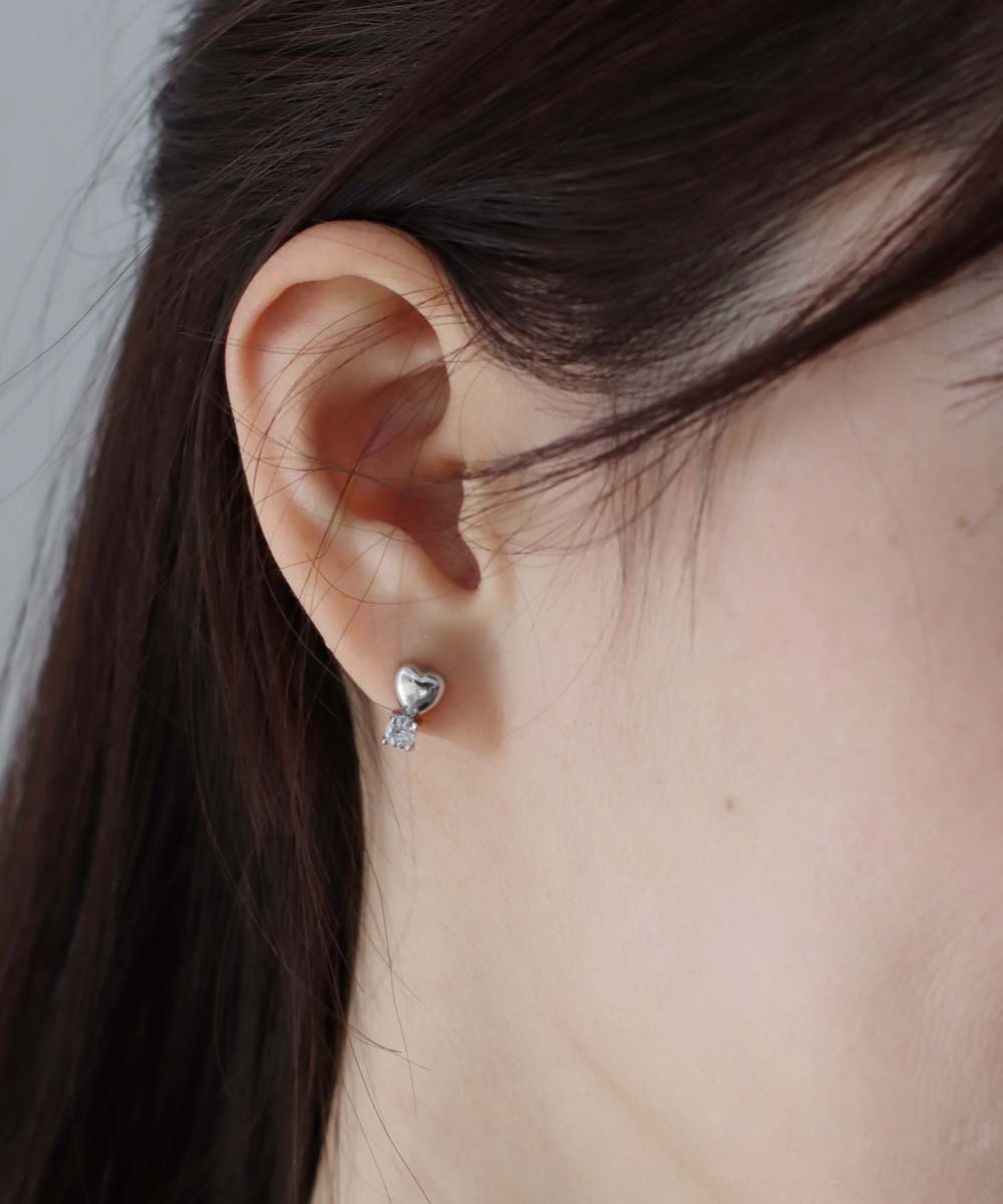 [}C]n[gNArW[sAX/u[C[XgiBLUEEASTj Vo[