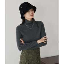 ウール混ベーシックタートルニット