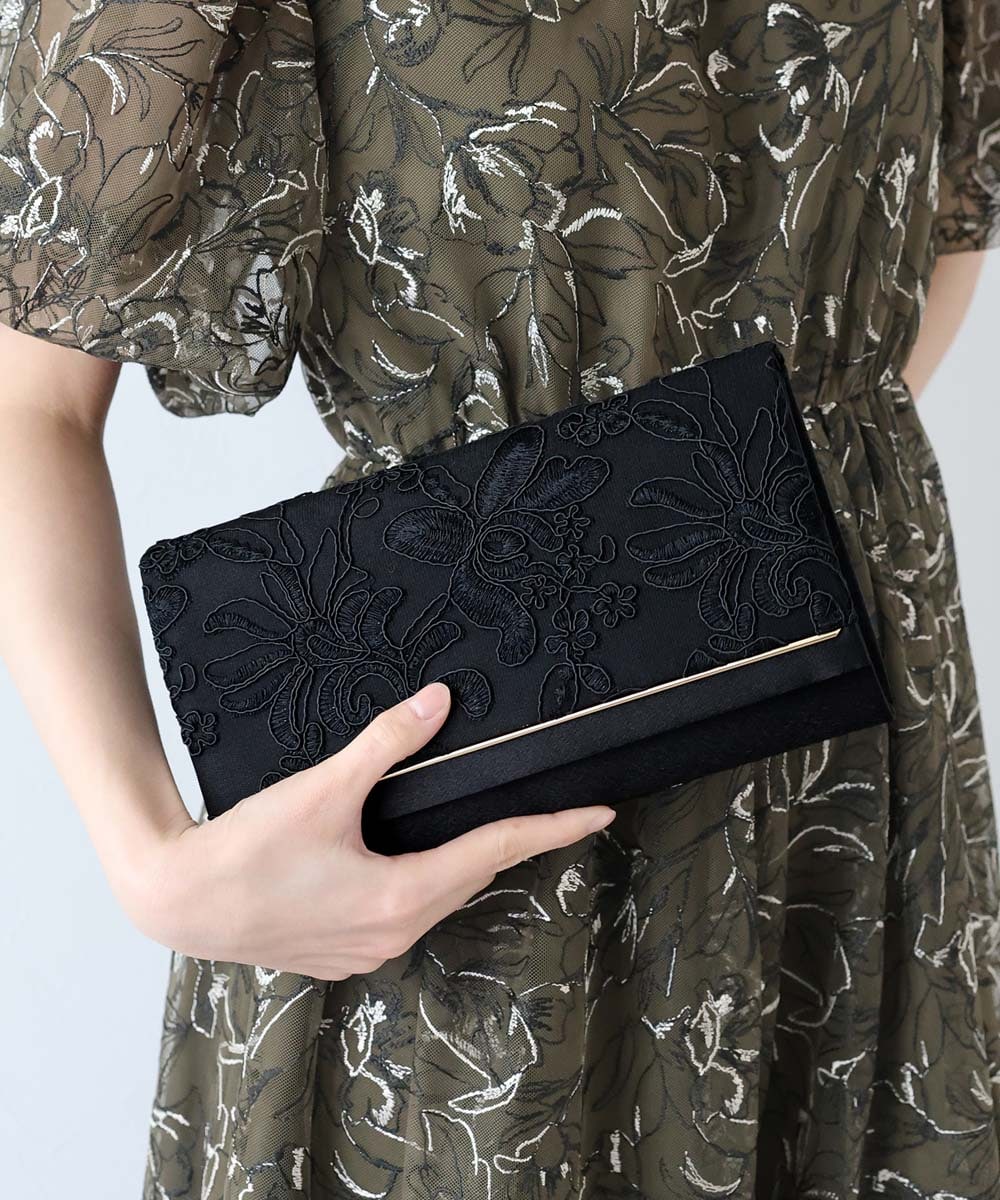 [}C]hJ[XNb`obO/u[C[XgiBLUEEASTj ubN