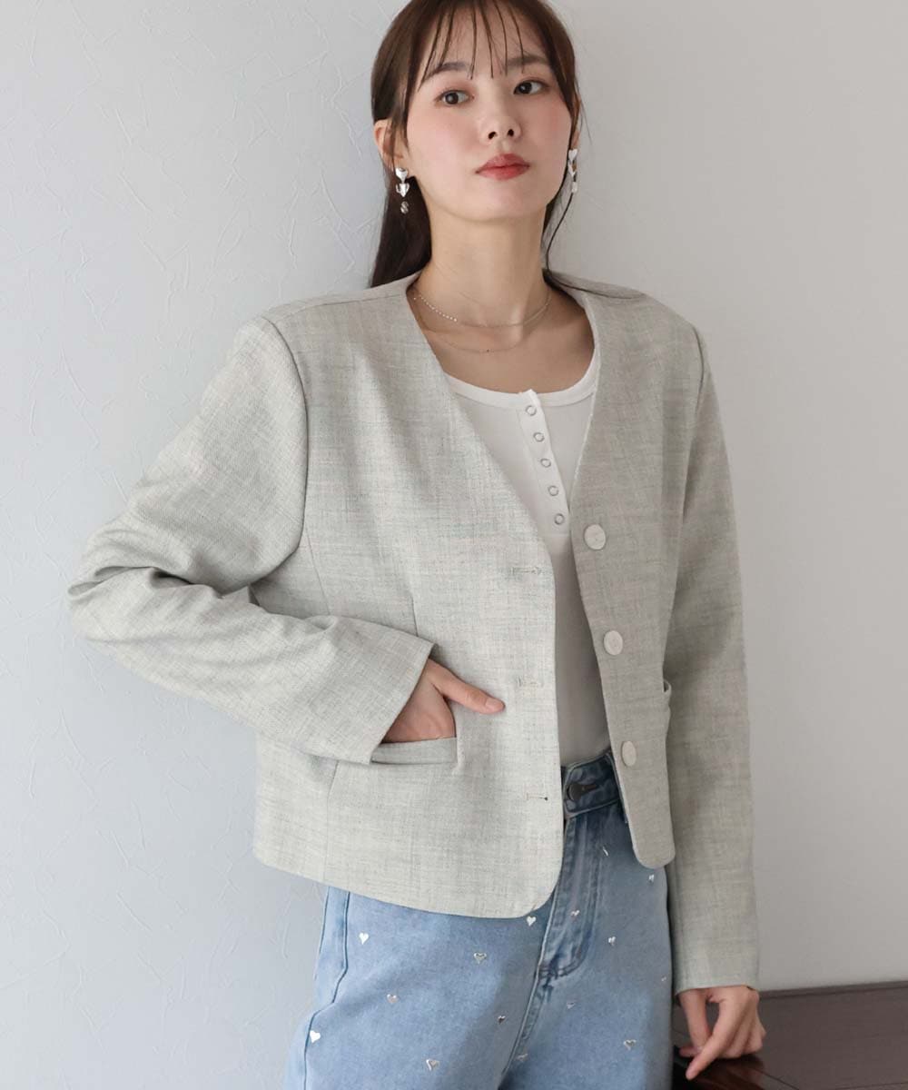 金釦ショート丈ノーカラージャケット | ジュノア(JUNOAH) | マルイ