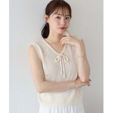 ハート透かしノースリーブニット