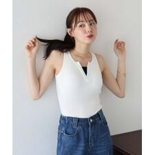 カップ付ヘンリーネックタンクトップ
