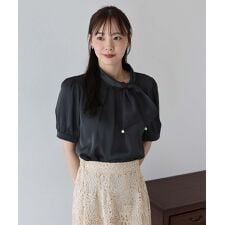 パール付きボウタイブラウス